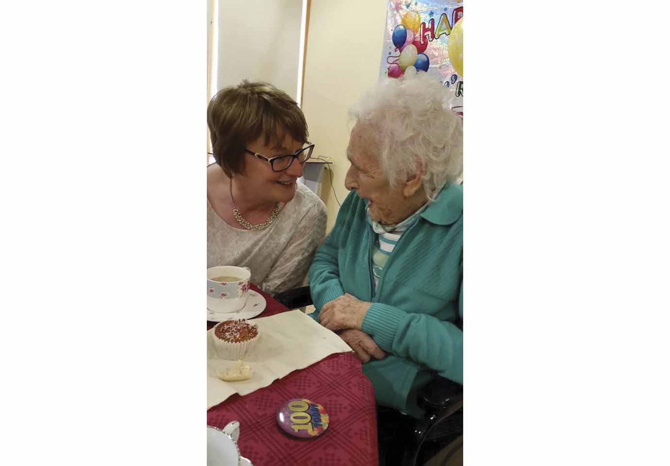 Molly Long  with her youngest daughter, Brenda,  on her 100th birthday. (Photo courtesy of the author)