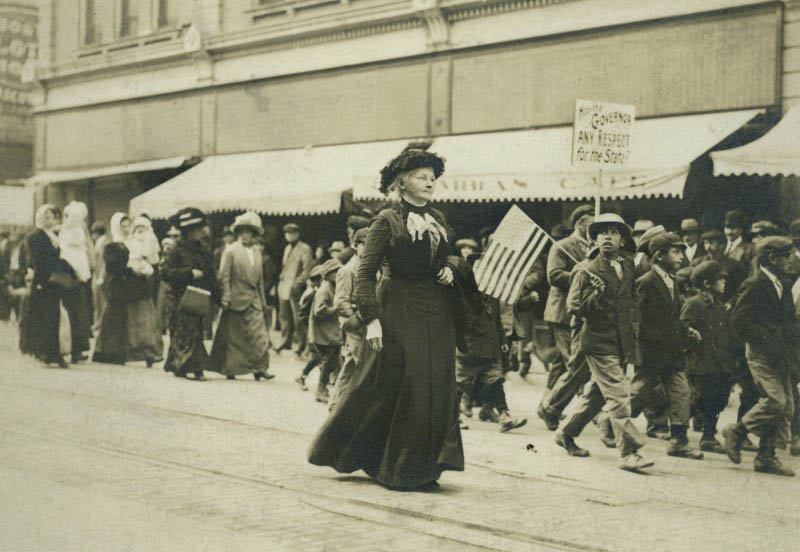 Mother Jones marches in Trinidad, Colorado with supporters during the 1913-1914 coal miners’ strike.