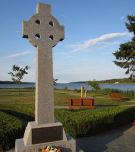 Middle Island memorial cross. Photo: John Kernaghan.