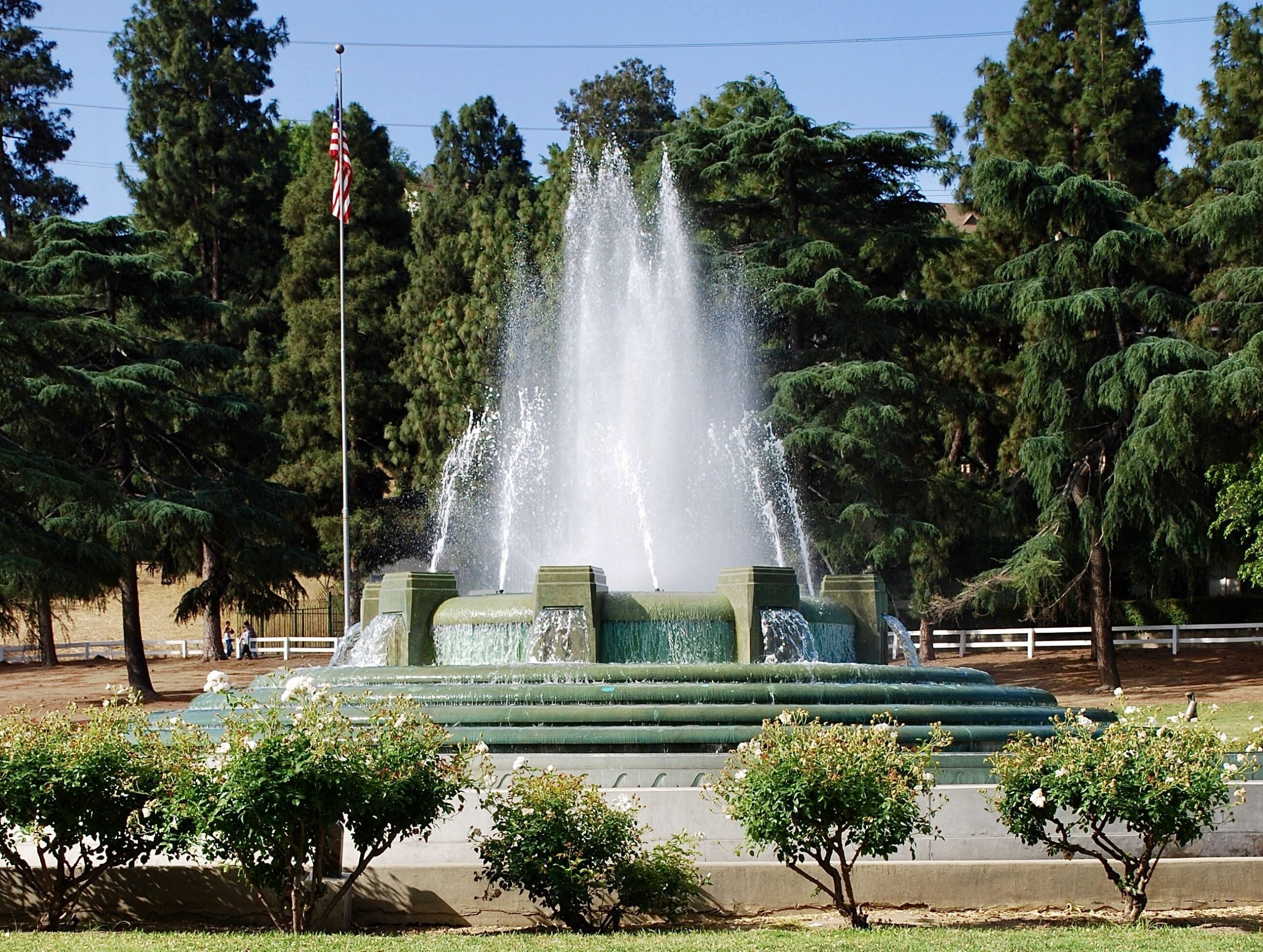 William Mulholland Memorial Fountain at the corner of Riverside Drive and Los Feliz Boulevard. Photo: Craig Baker, Historical Marker Database.