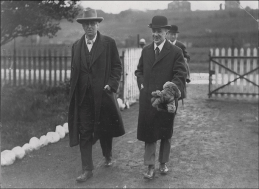 <em>Oliver St. John Gogarty and W.B. Yeats following the releasing of the swans into the River Liffey, 1924.</em>