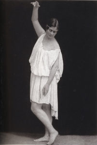 Isadora Duncan, photographed by Elvira. Munich, 1904. "Tanagra."